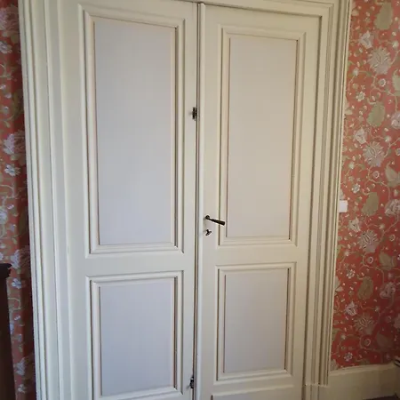 Bed & Breakfast Chateau De Lacenne 3*